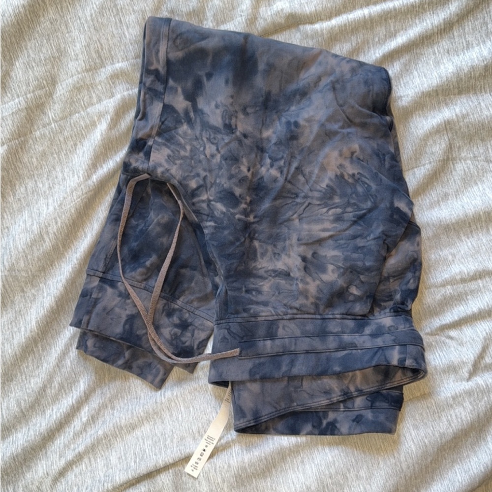 Tie-Dye Lululemon Nulu Lounge Jogger